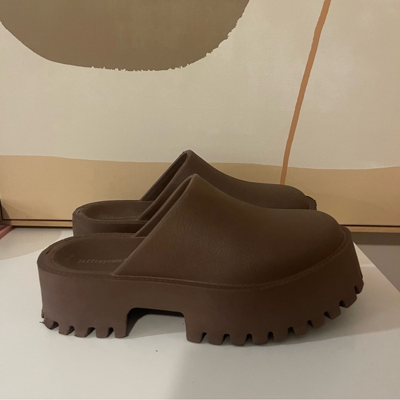 Jeffrey Campbell Shoes - Jeffrey Campbell Free People CLOGGE Clogs Size 8